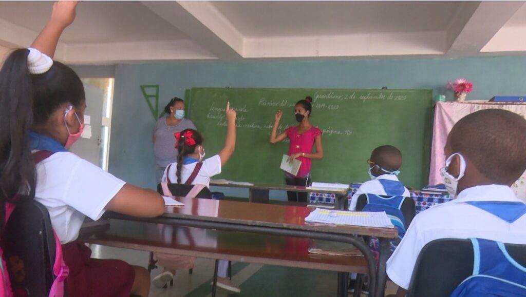 El distanciamiento físico en las aulas se aplica como medida preventiva ante la Covid 19