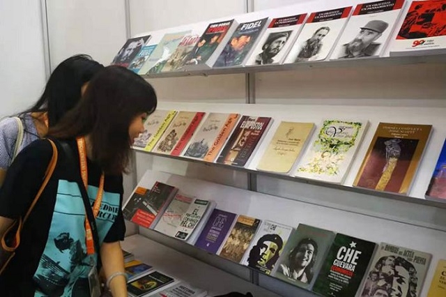 Clausuran Feria del Libro de Beijing dedicada a Cuba