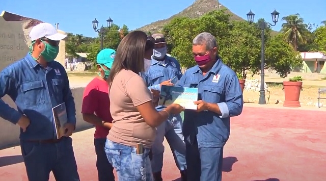 Merecido reconocimiento a linieros de San Antonio del Sur 