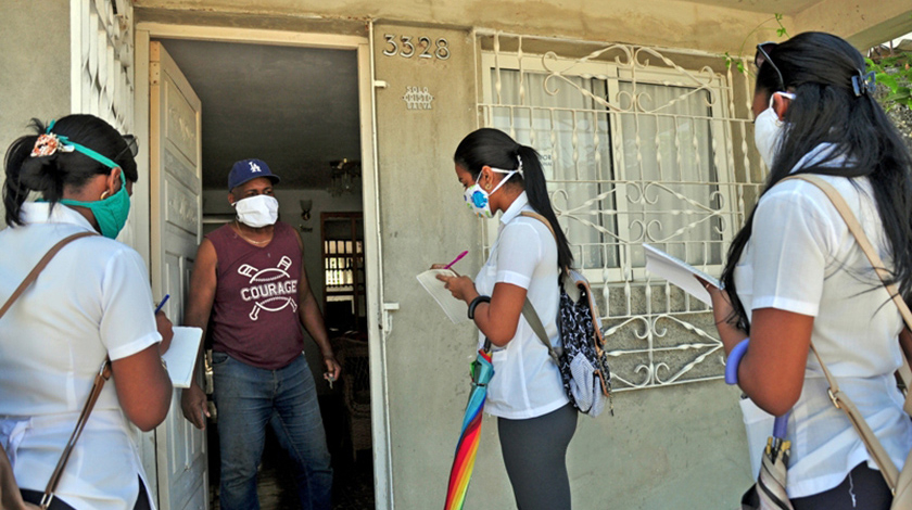 Evalúan participación de jóvenes cubanos en enfrentamiento a la pandemia