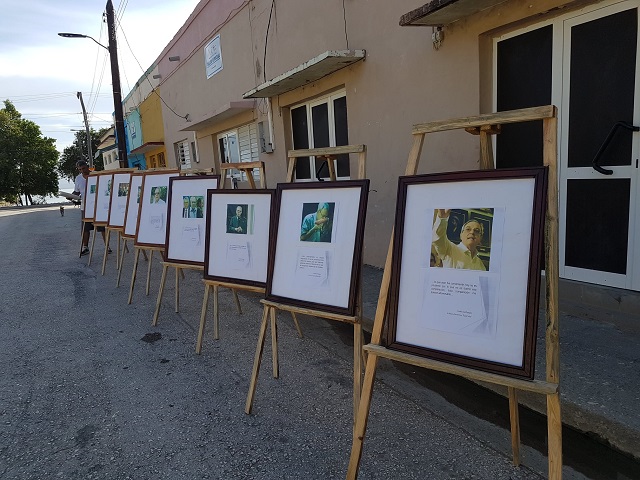 Exposición fotográfica rinde tributo a Eusebio Leal en marco de Jornada por la Cultura Cubana en Caimanera