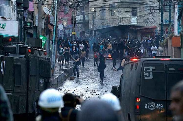 Manifestantes conmemoran estallido social en ciudades de Chile