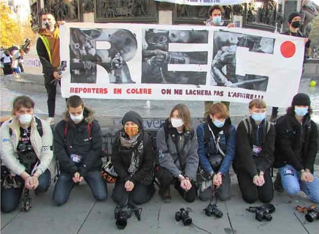 Franceses protestan contra violencia policial y polémica ley