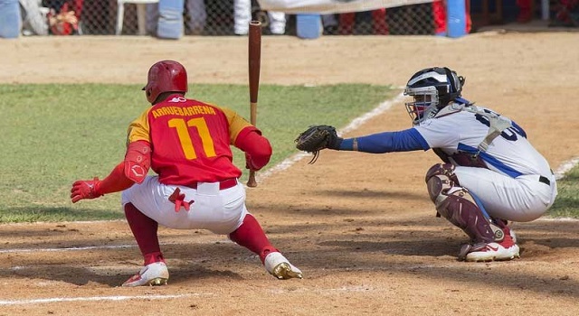 ¿Paridad de Cocodrilos o peligroso “escape” de Alazanes en el béisbol?