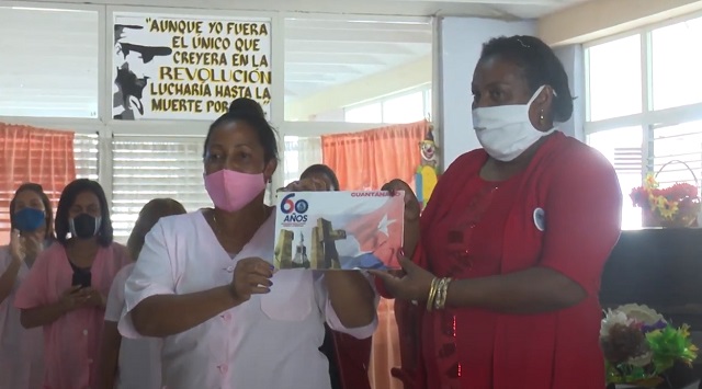 Reconoce FMC en Guantánamo a colectivo de círculo infantil Flor del Caribe 