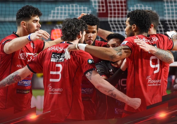 Más cubanos disfrutan play off de Liga Francesa de Voleibol