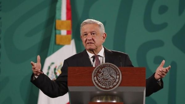 López Obrador reitera que México será autosuficiente en combustibles