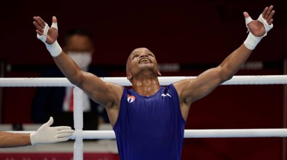 Roniel Iglesias es oro y el buque insignia echa a andar