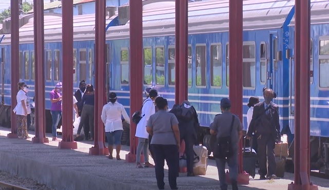 Arriba tren Habana-Guantánamo a las puertas del reinicio de la transportación nacional