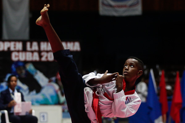 Taekwondocas en pugna por cupos a Panamericanos Júnior de Cali