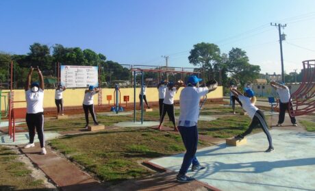 Reconoce Gobernador labor de los trabajadores del Deporte y la Cultura Física en Guantánamo