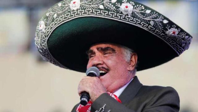 López Obrador lamenta la muerte de Vicente Fernández: "Fue un símbolo de la canción ranchera"