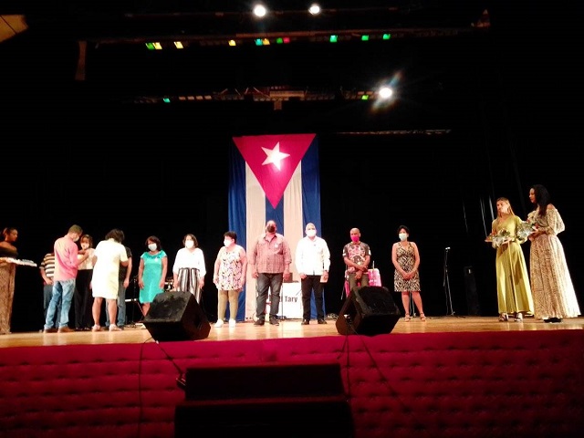 Reconocen a trabajadores de la Cultura en Guantánamo