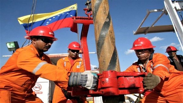Venezuela supera producción de un millón de barriles diarios de petróleo
