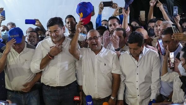 Candidato de la oposición venezolana gana las elecciones en Barinas