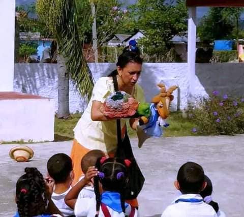 Juglares en la ciudad de Guantánamo celebran Día del Teatro Cubano