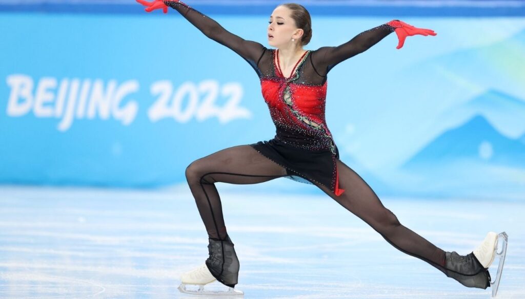 Entrenadora de patinadora Valíyeva dice que su pupila es inocente
