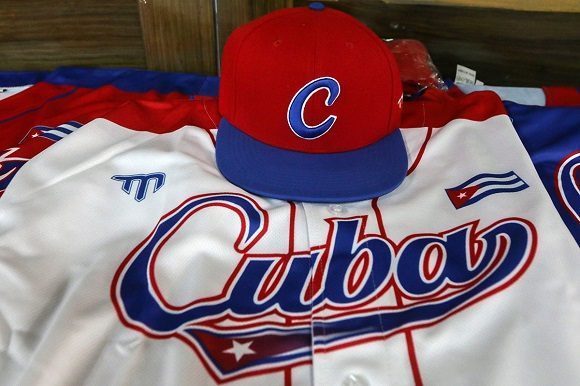Rediseño en la selección del jugador más valioso, contratos y otros temas del béisbol cubano