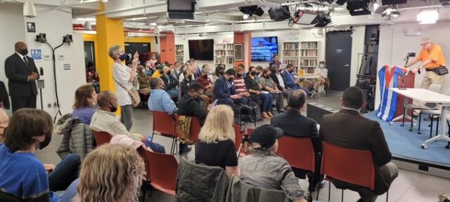 Cuba si, bloqueo no, es mensaje que anima conferencia en EEUU