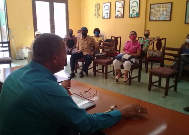 Realizan en Guantánamo taller martiano por Día de la Prensa Cubana