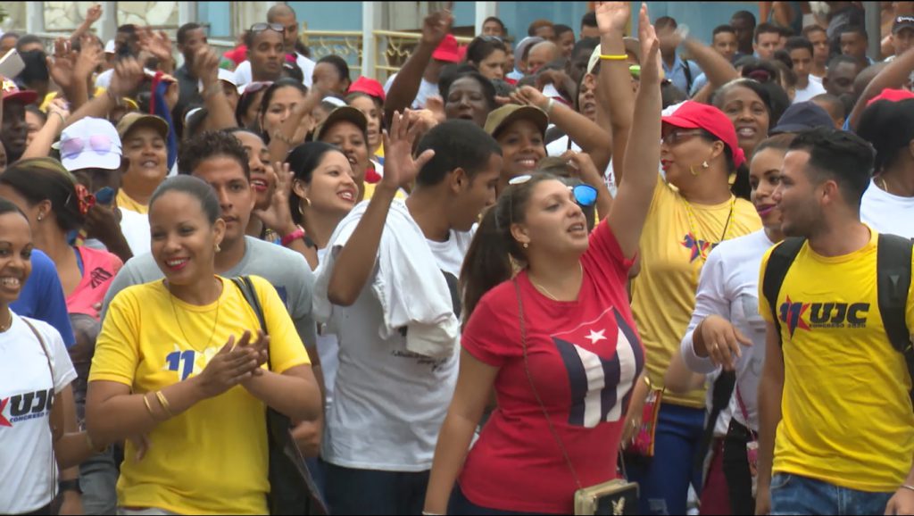 Felicita Díaz-Canel a los jóvenes cubanos en el Día Mundial de la Juventud.